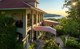 Auberge Des Falaises la Malbaie